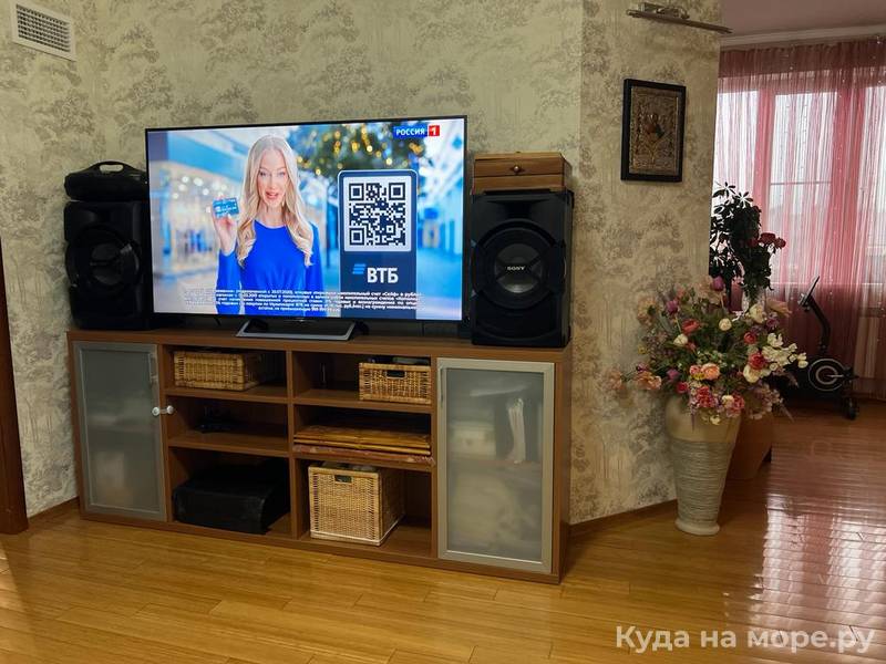  4х комнатная квартира. Квартира в многоквартирном доме Четырехкомнатная квартира в центре Геленджика. Геленджик