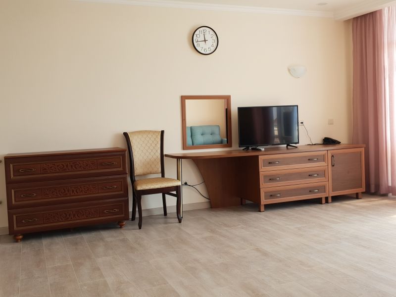 Двухкомнатный VIP № 55. Гостевой дом "Рай". Алушта