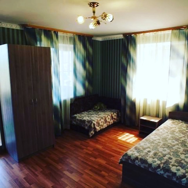 Комфорт 2. Гостевой дом Алмаз . Ейск