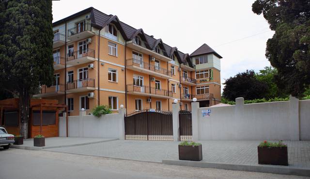 . Отель "Кипарис". Пицунда