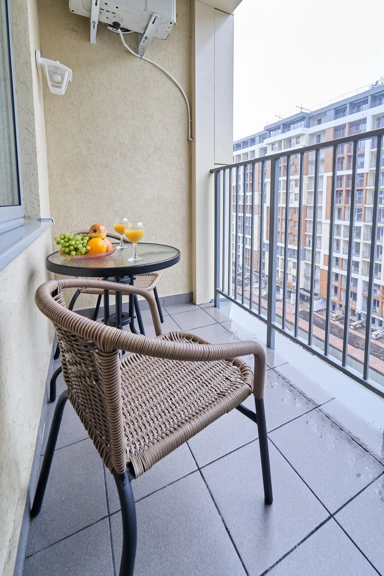 . Квартира в многоквартирном доме Современная квартира у моря с отдельной спальней. Дагомыс