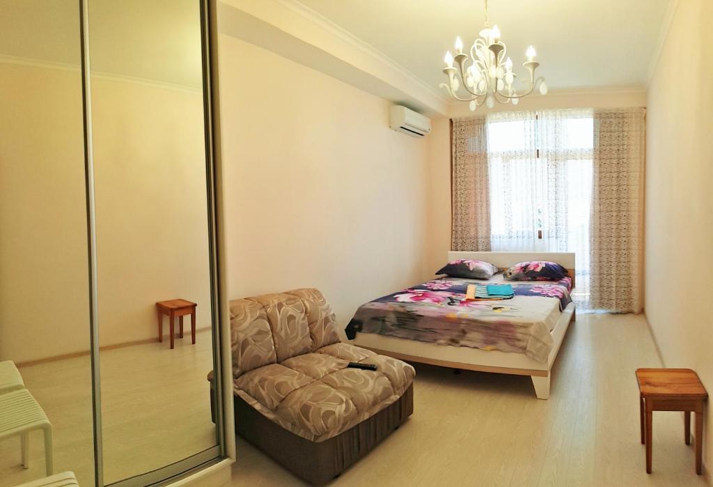 Апартаменты 2-комнатные. Частный гостевой дом Матрос. Ялта