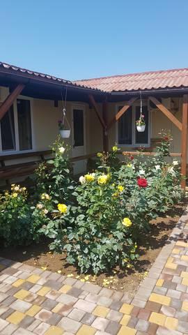 . Гостевой дом Есения. Заозерное