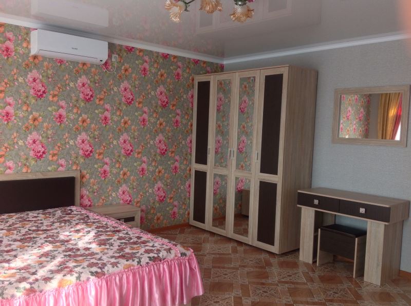 Люкс. Гостевой дом "Роман". Чайка