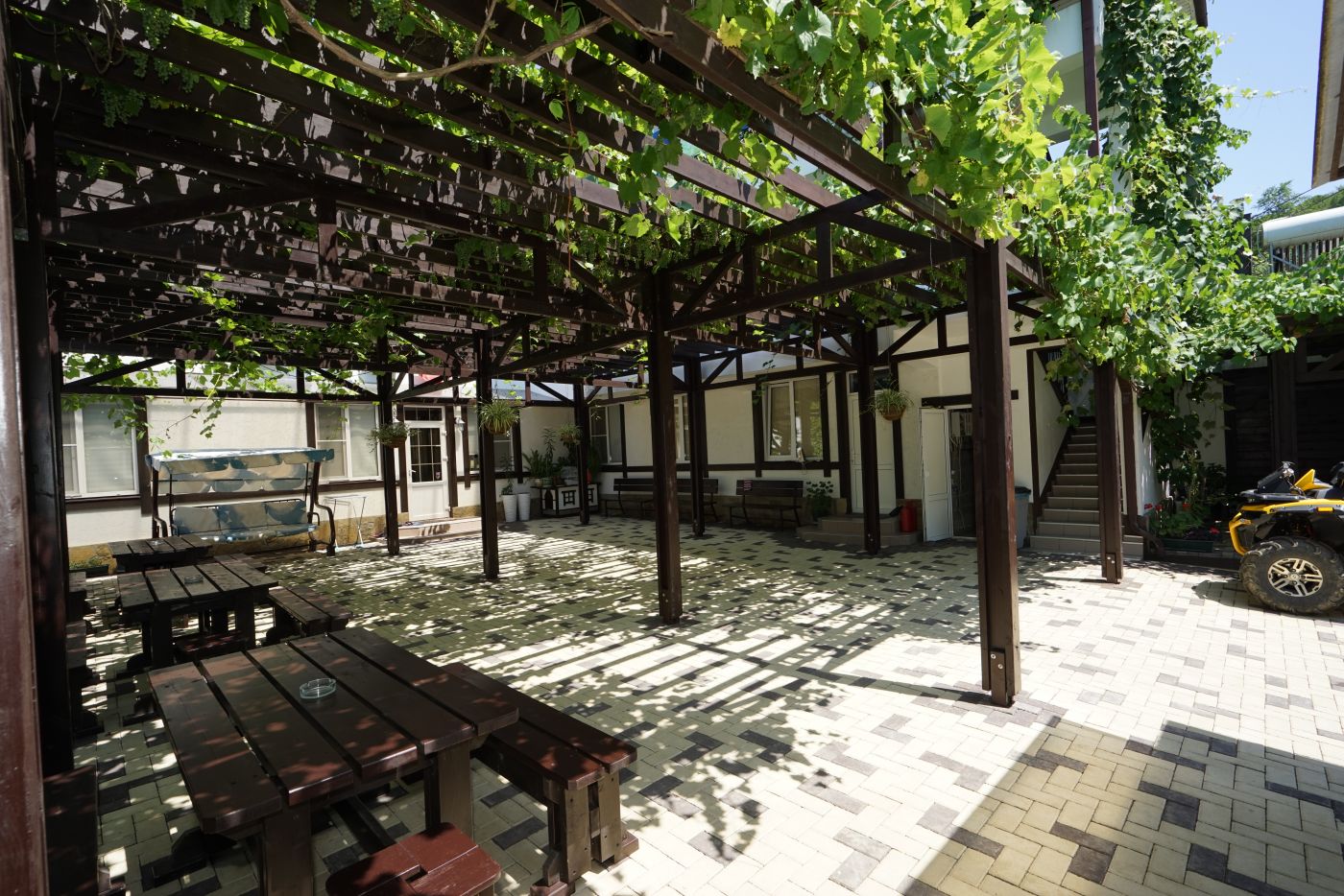 . Гостиница "Постоялый Двор Виноград". Лермонтово