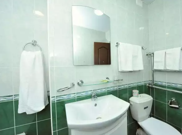 «Полулюкс» однокомнатный 2-местный. Гостиница «Домбай». Домбай-гостиницы