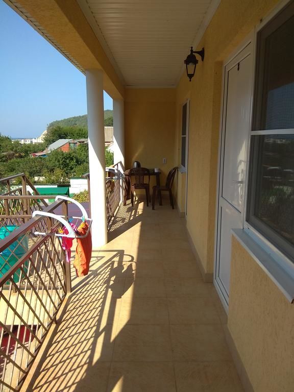 . Гостевой дом "Адель". Джубга