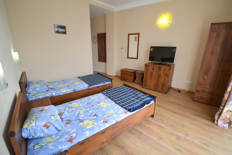 2-х местный ПК. Гостиница "Риека". Орджоникидзе