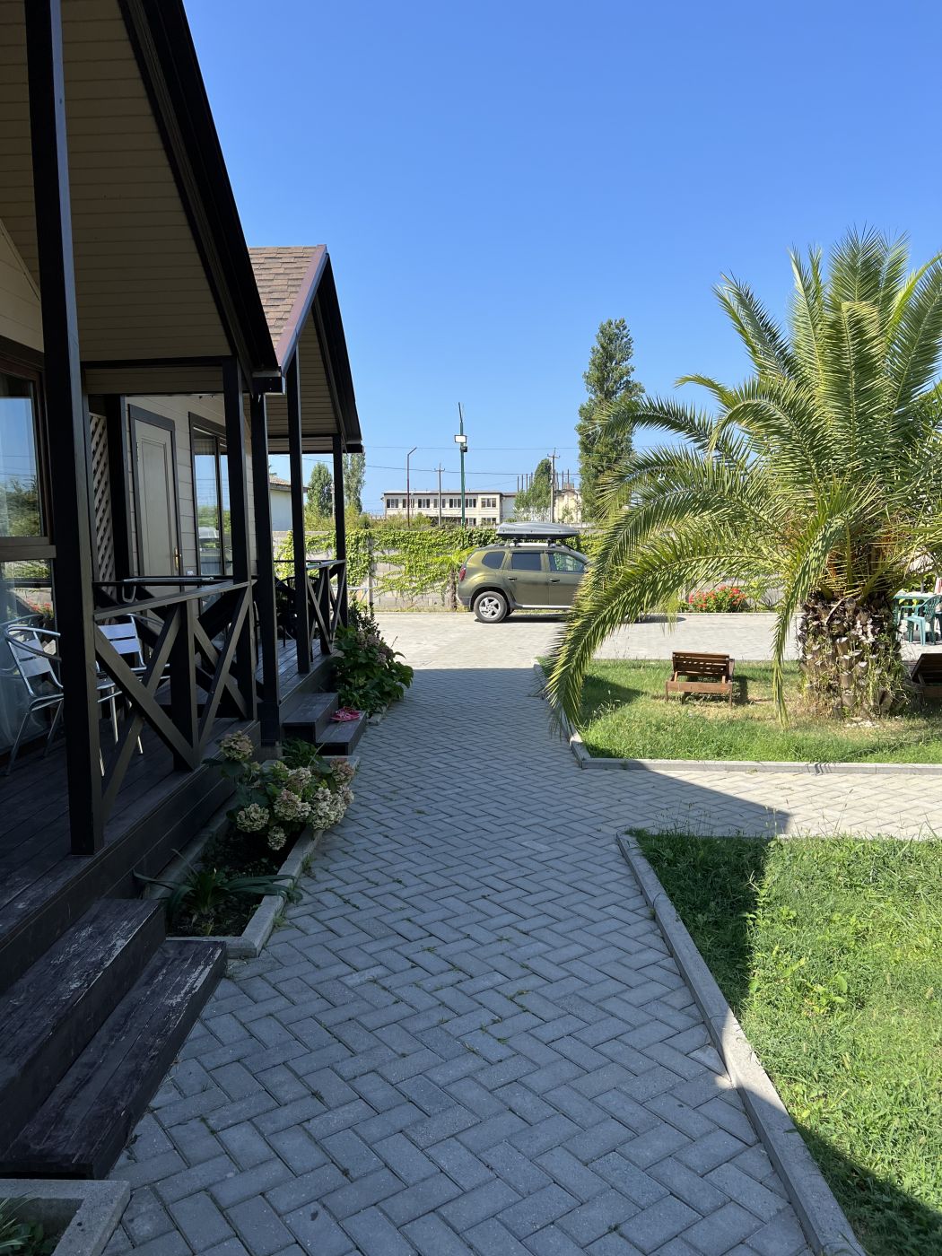 . Гостевой комплекс Шезлонг . Гудаута