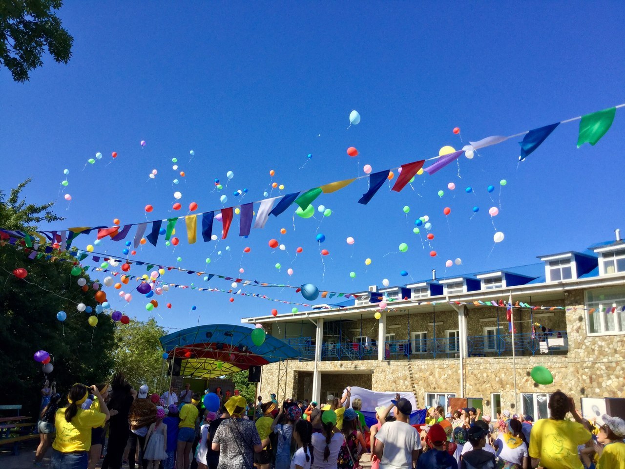 . Детский Санаторно-Оздоровительный Комплекс "Мечта"       . Джубга