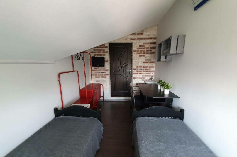 Двухместный Эконом . Гостиница На Набережной. Анапа