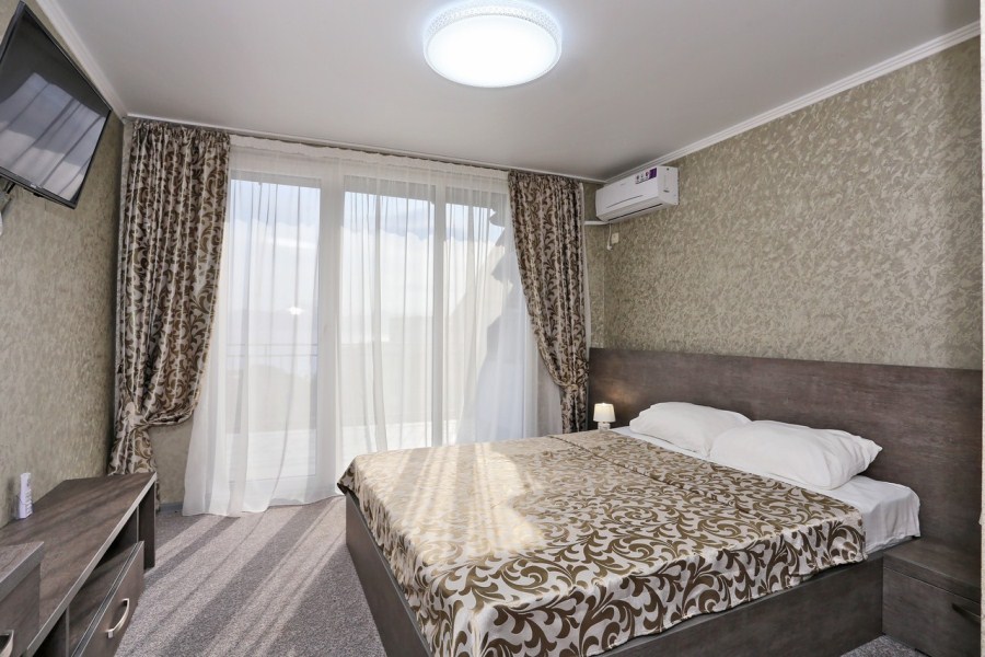 . Частный сектор Белый лебедь. Орджоникидзе