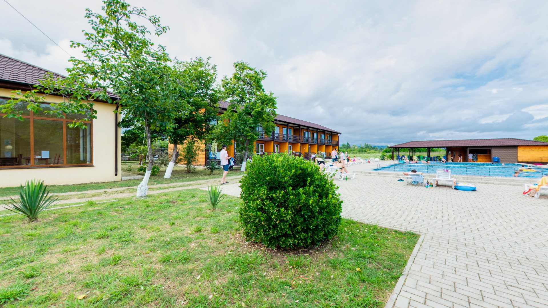 . Отель "Эко-Папа". Гудаута