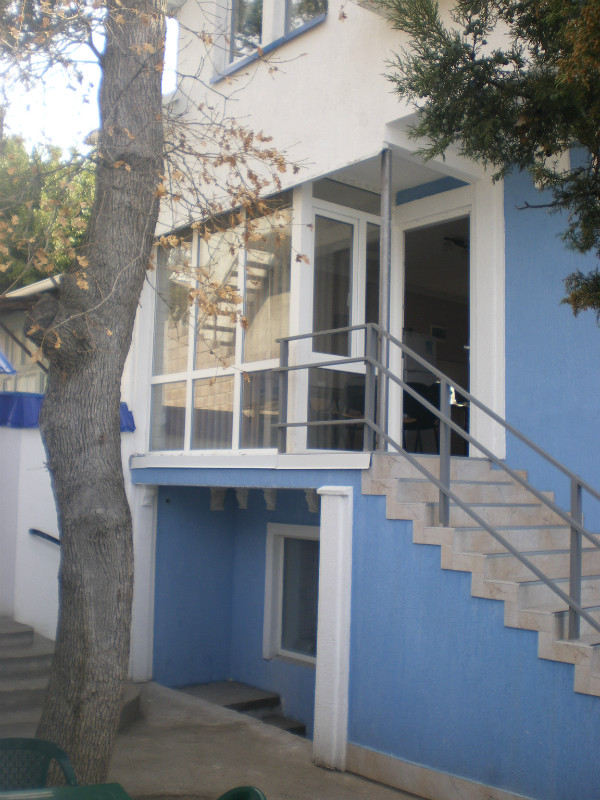 . Гостевой дом "Лесные дворики". Гаспра