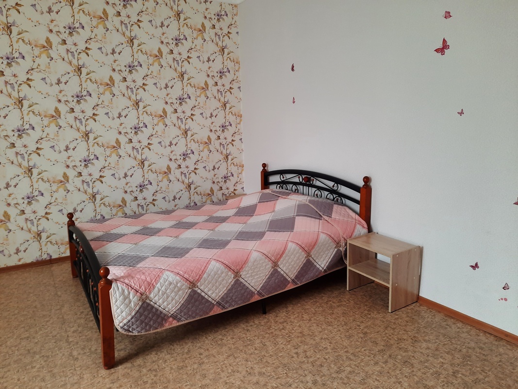 . Частный сектор Большая однокомнатная квартира. Алушта