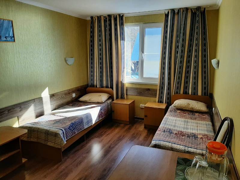 . Отель Дача художников. Гагра