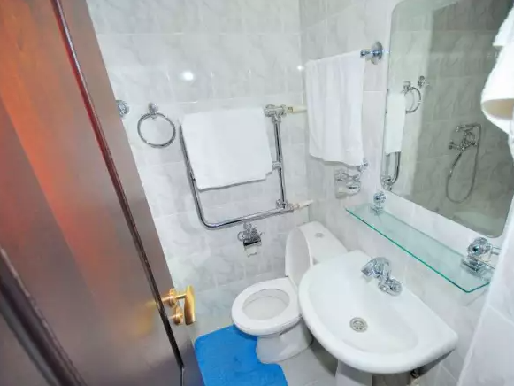 1-местный (7 этаж). Гостиница «Домбай». Домбай-гостиницы