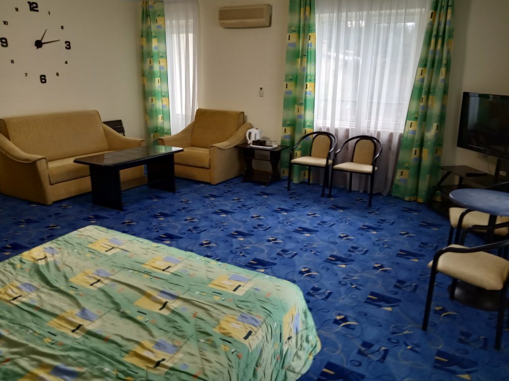 . Частный гостевой дом На Дражинского. Ялта