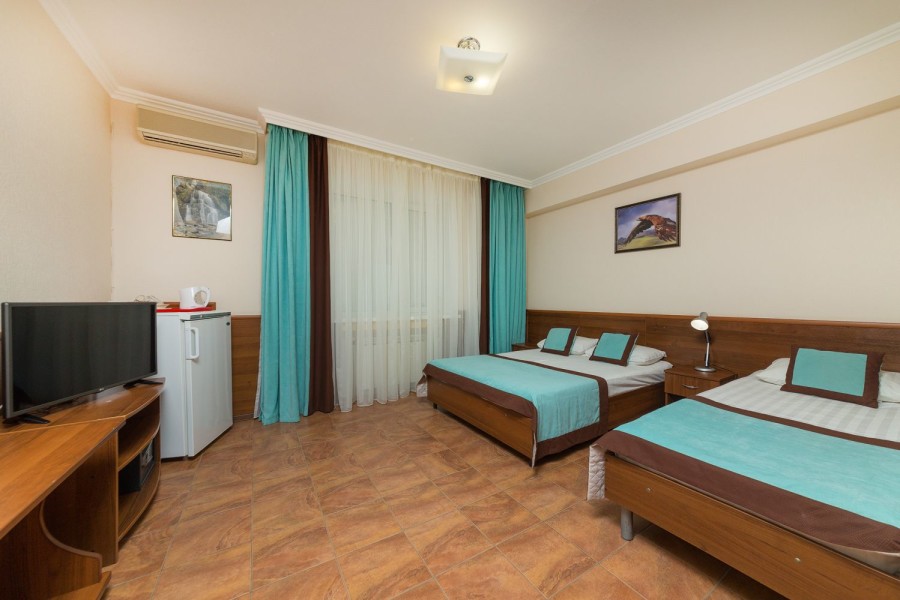 Стандартный 3-х местный. Гостевой дом "Садко" на Астраханской. Анапа