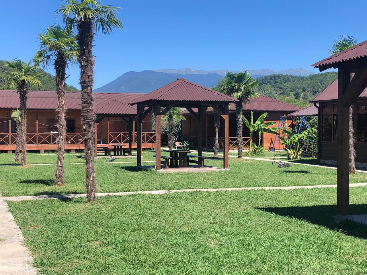 . Гостевой дом "Лдзаа". Пицунда . Гостевой дом "Лдзаа". Пицунда