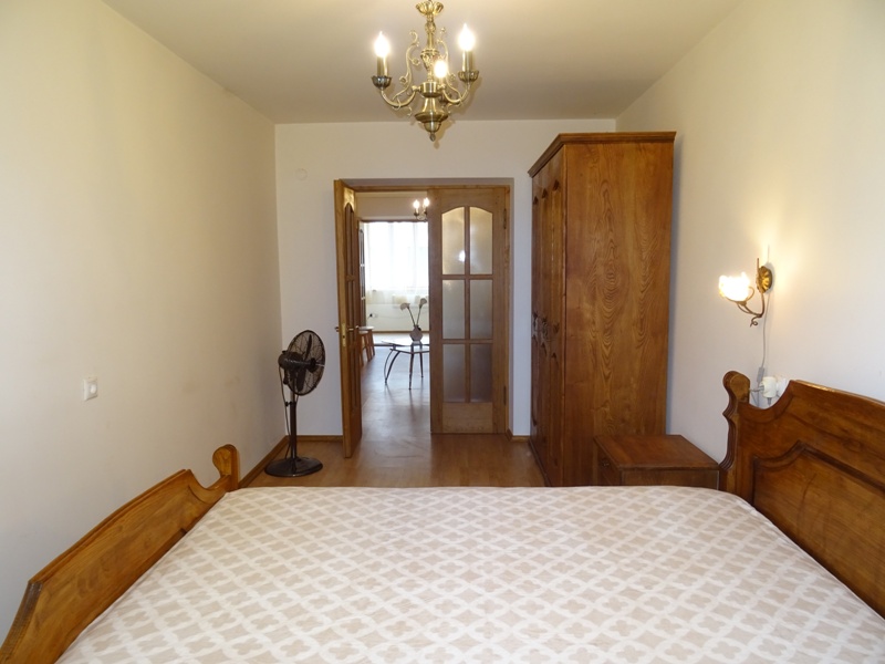 Квартира. Квартира в многоквартирном доме Лакоба 28, кв. 13. Новый Афон