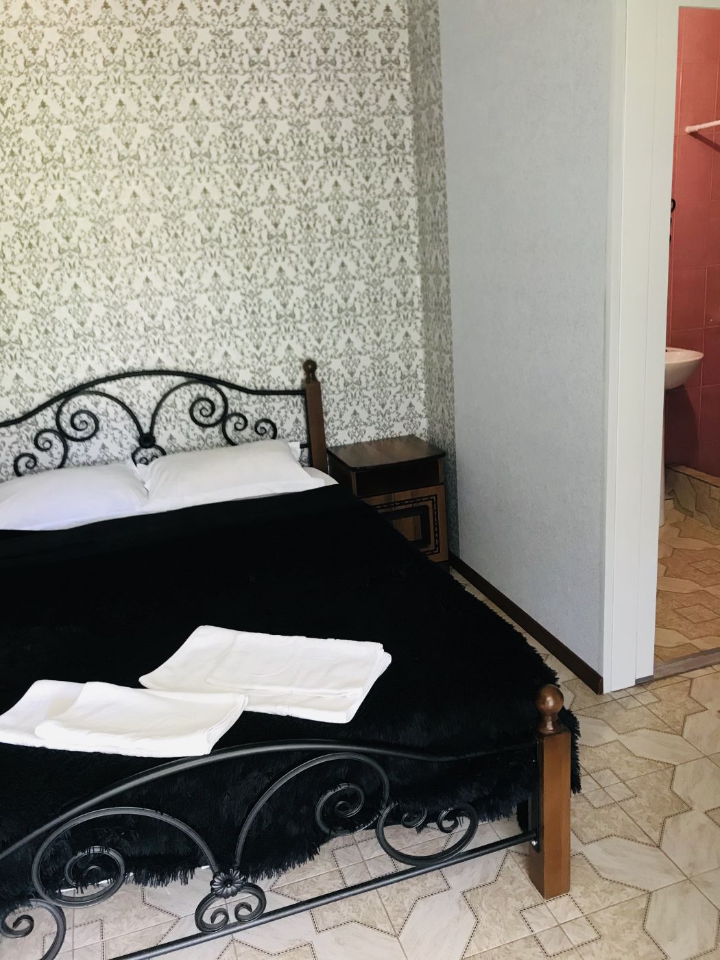 . Гостевой дом У Наталии . Джубга