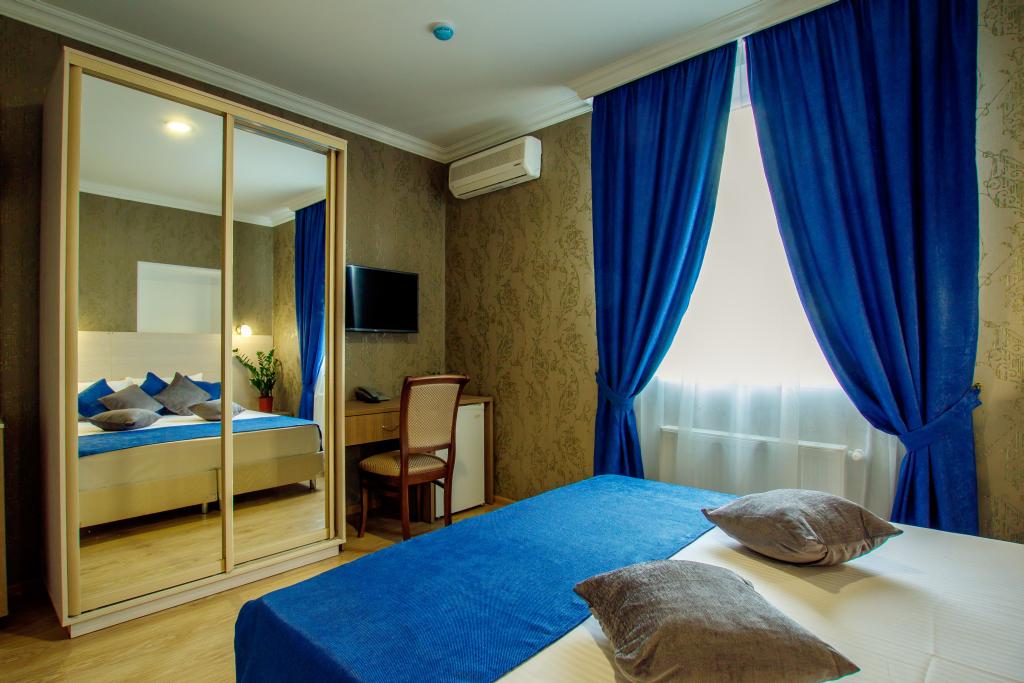 «Стандарт» 2х-местный. Отель «Атлас». Геленджик