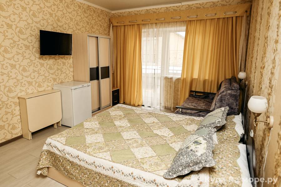 2+1 местный номер студия + кухня. Гостевой дом Колибри. Ейск
