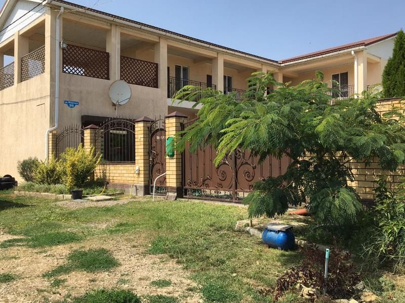 . Гостевой дом &quot;Сафари&quot; гостевой дом . За Родину