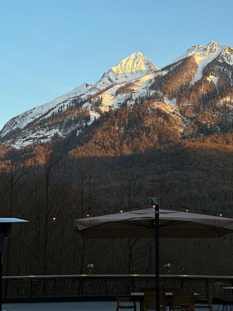 . Отель "PineRiver". Красная Поляна