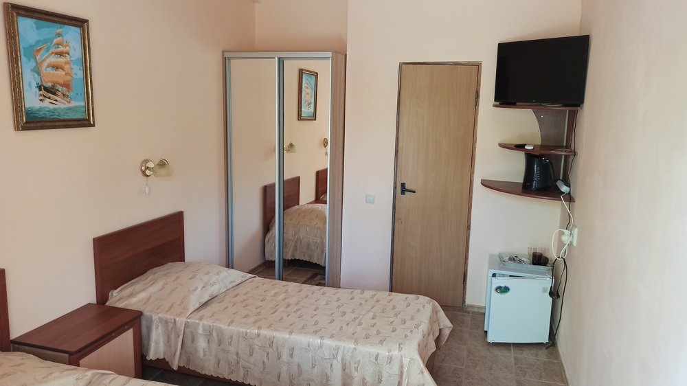 Комфорт 2-местный. Пансионат Пансионат «Песчаный берег». Севастополь