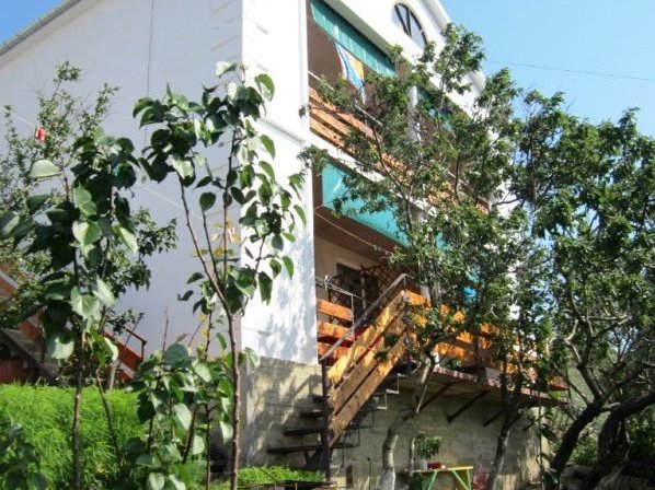 . Гостевой дом ЛиКа - Орджоникидзе. Орджоникидзе