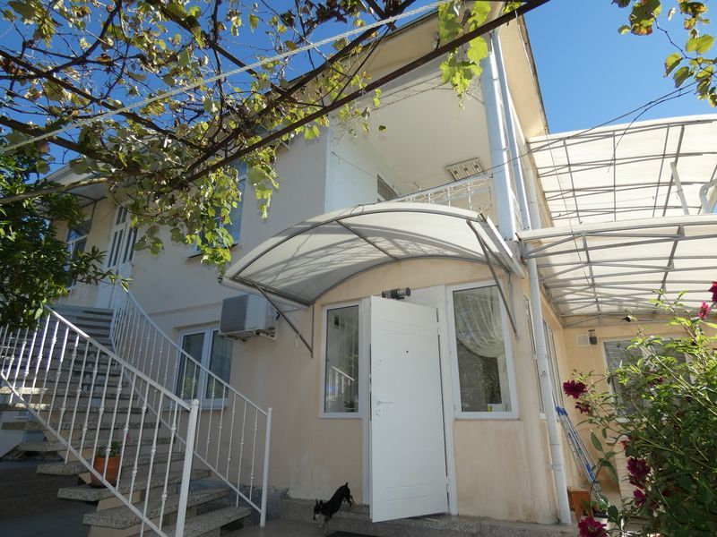 . Частный сектор  Братьев Джинджолия 36 . Новый Афон