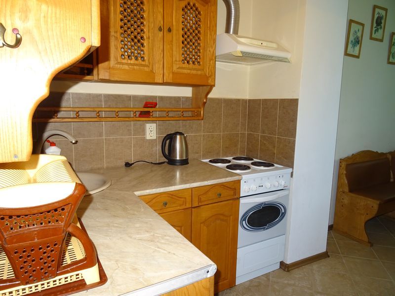 2х-комнатная квартира . Квартира в многоквартирном доме Лакоба 56 кв 10. Новый Афон