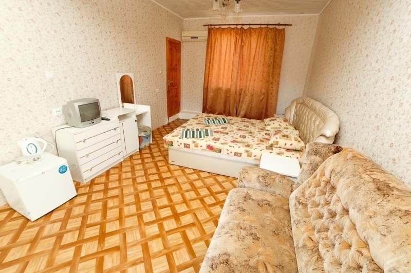 1-комнатный стандарт. Эко-отель "Мирали". Судак