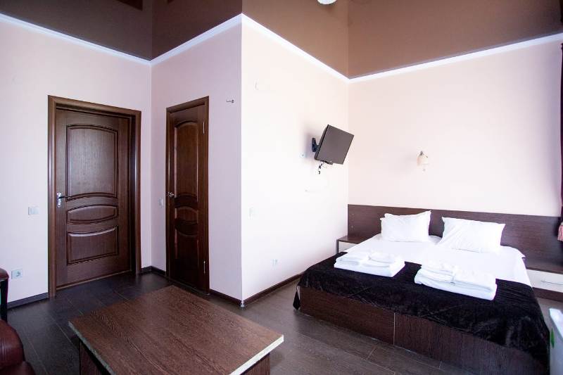 . Гостиница "Мир" - Нижнее Джемете. Нижнее Джемете