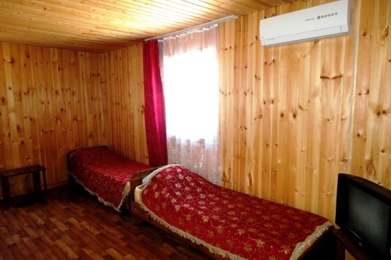 Семейный 1, Коттедж. Частный сектор Дворик на Азовской. Должанская