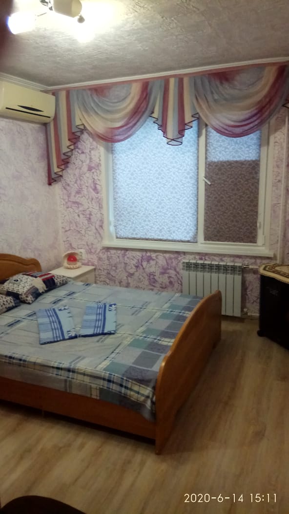 . Квартира в многоквартирном доме 2-х комнатная квартира у моря. Ейск