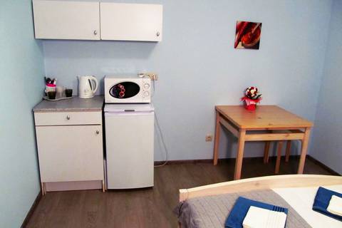 Апартаменты с душем (Двухместный эконом без окна). Эллинг «Берег». Алупка