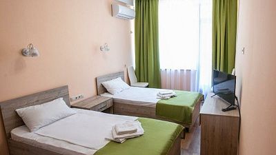 . Гостиница "Курорт". Пицунда
