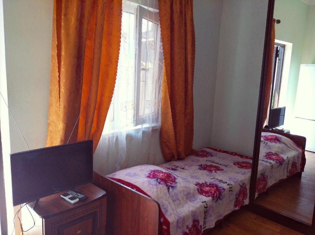 . Частный сектор У Саиды. Сухум