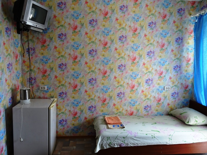 «Люкс» 2-4х местный. Гостевой дом Парус. Коктебель