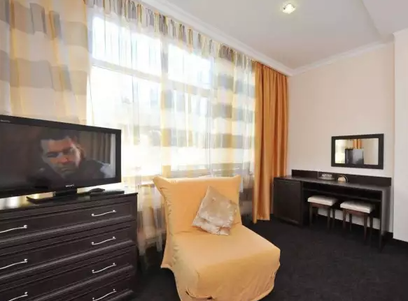 «Студия» 2-местный (VIP 8-этаж). Гостиница «Домбай». Домбай-гостиницы