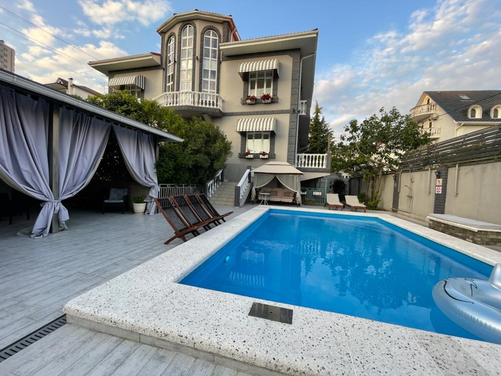 . Гостевой дом «Серый гусь». Сочи