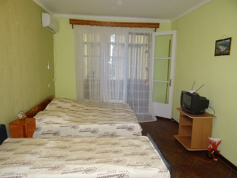 1-комнатная квартира. Квартира в многоквартирном доме Ардзинба 9, кв. 2. Новый Афон