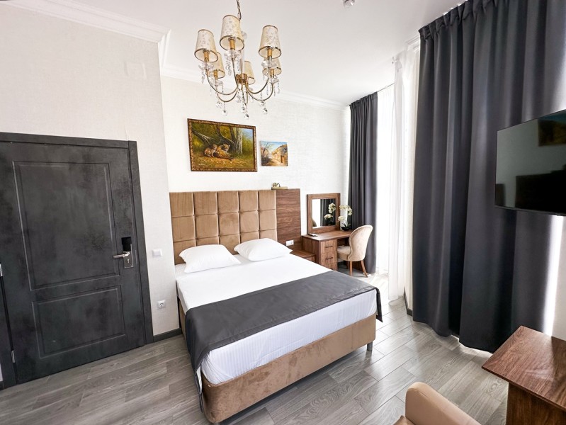 Трехместный номер. Отель Офелия. Адлер