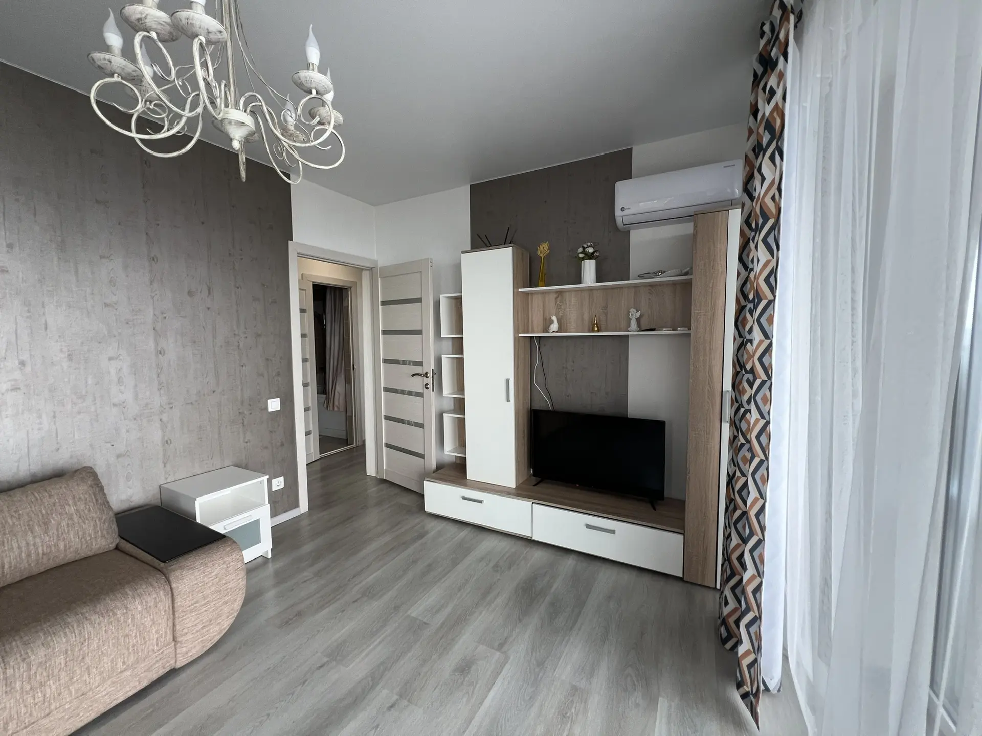 . Квартира в многоквартирном доме Квартира у моря видовая с балконами. Дагомыс