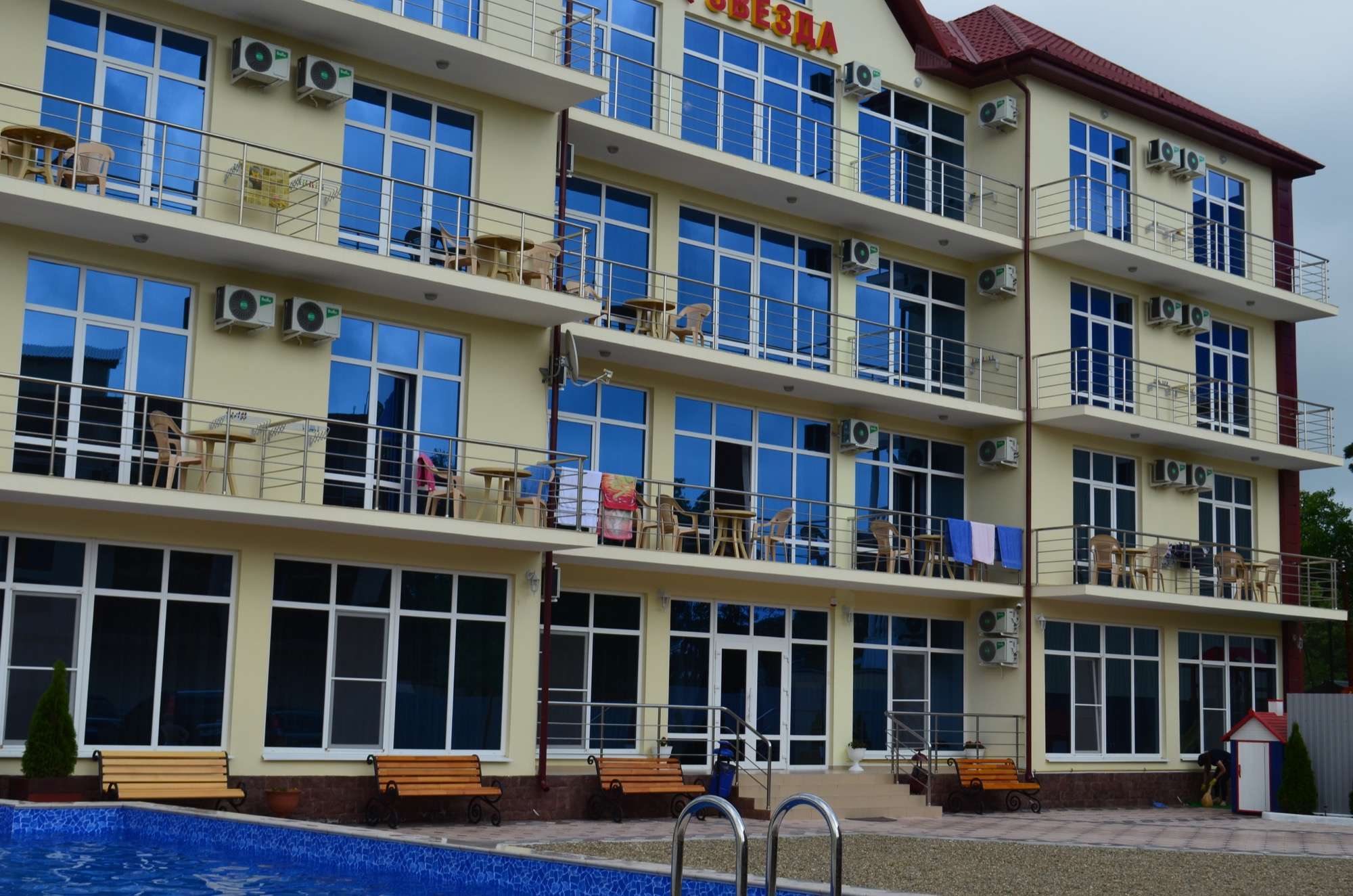 . Гостиница "Звезда". Лермонтово