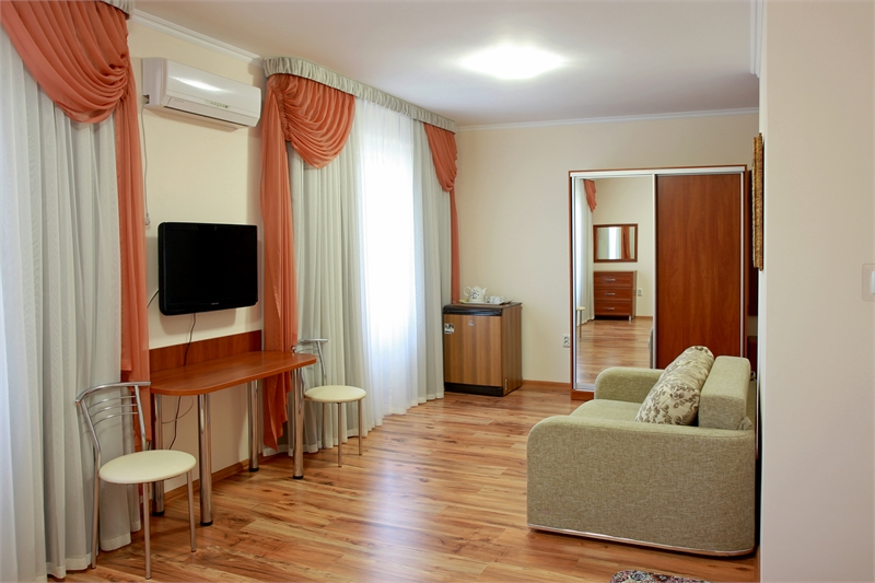 2-4 местный (2+2). Гостевой дом «Киор». Рыбачье