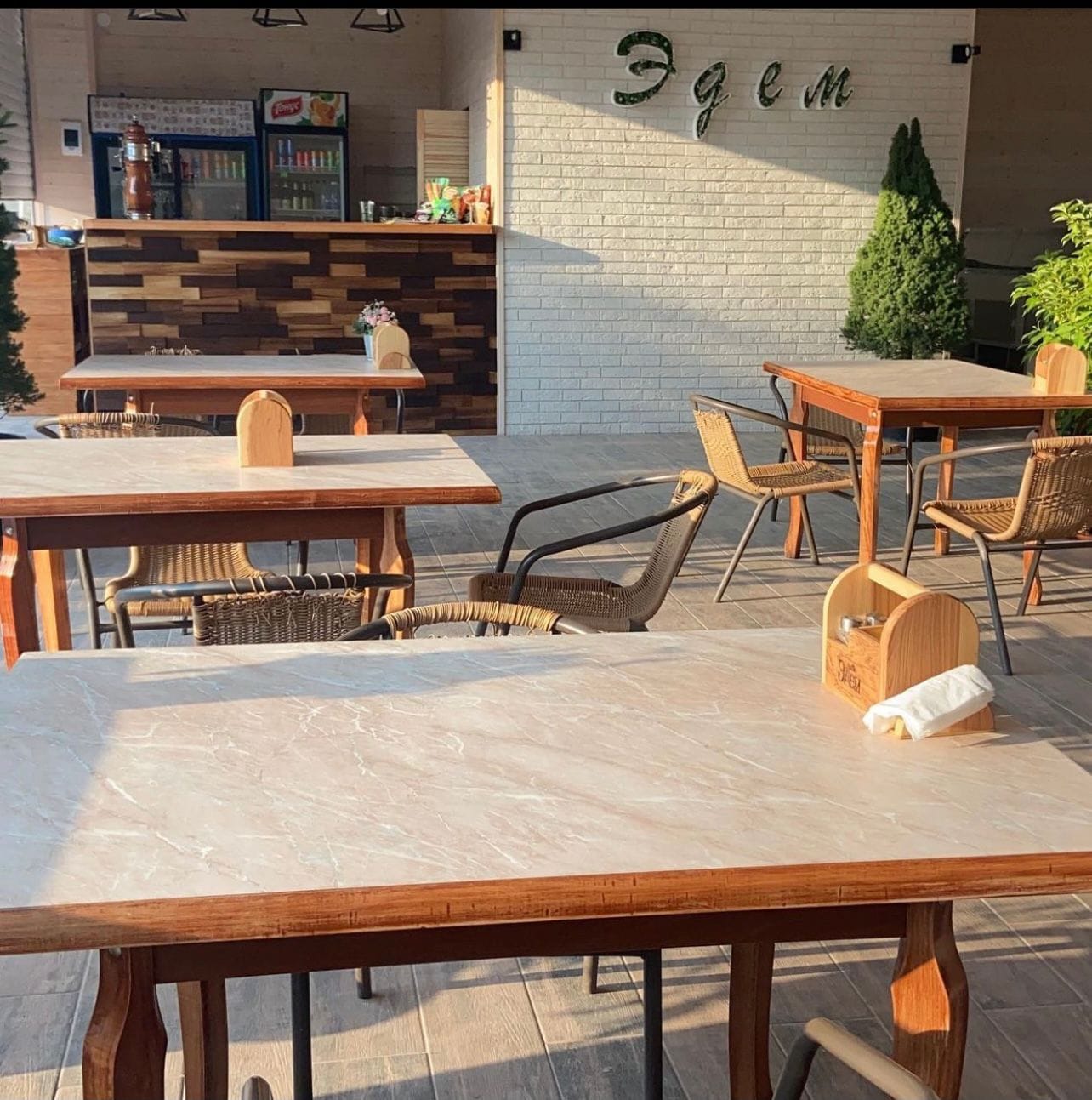 . Гостиница "Эдем". Лермонтово